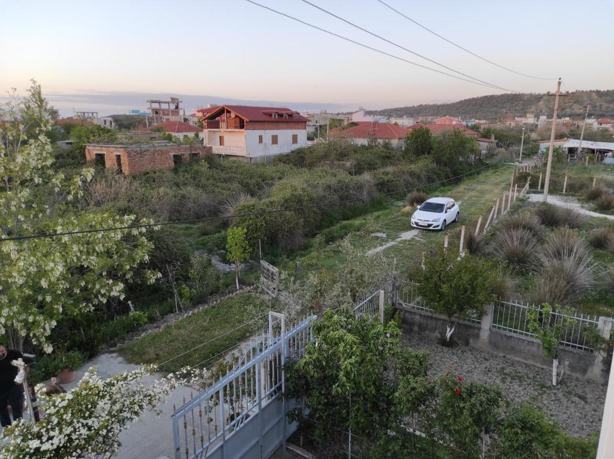 Alanthia Apartment Vlore Bagian luar foto