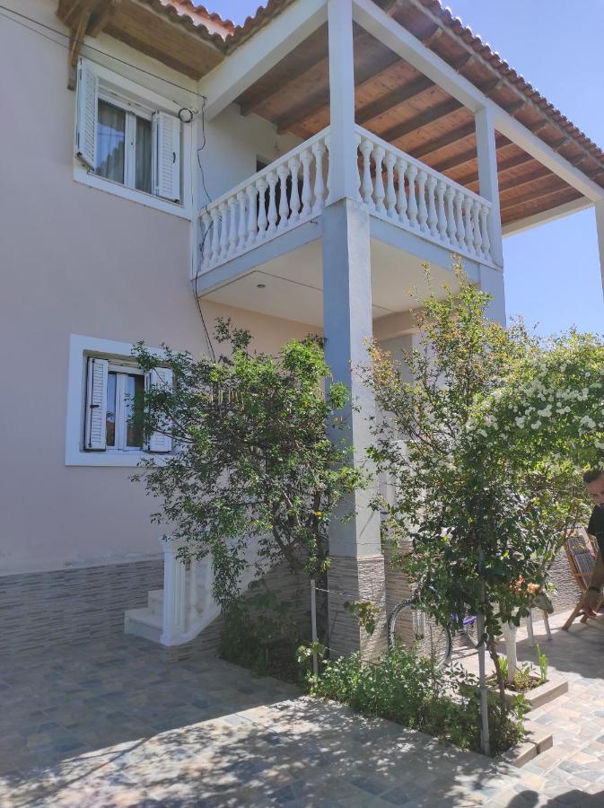 Alanthia Apartment Vlore Bagian luar foto
