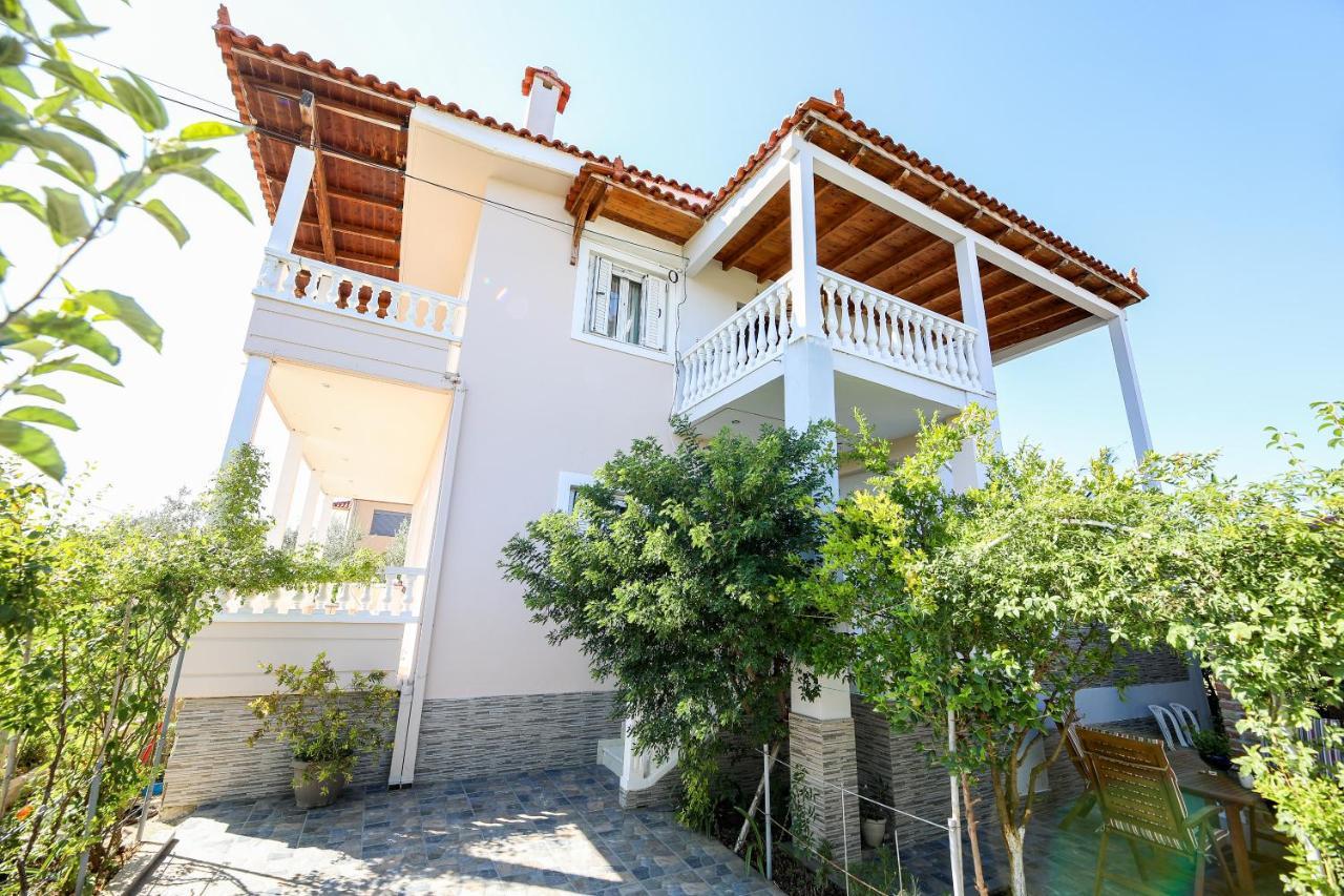 Alanthia Apartment Vlore Bagian luar foto
