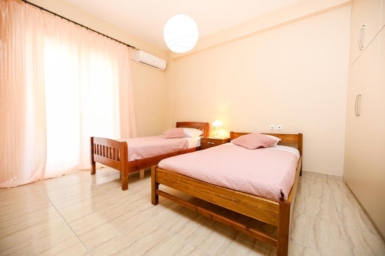 Alanthia Apartment Vlore Bagian luar foto