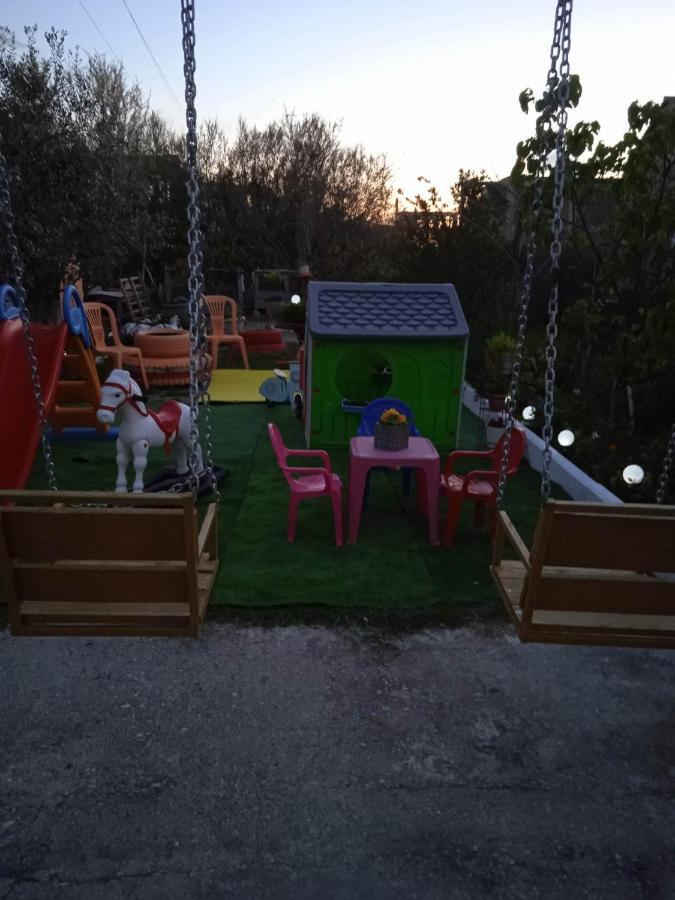 Alanthia Apartment Vlore Bagian luar foto