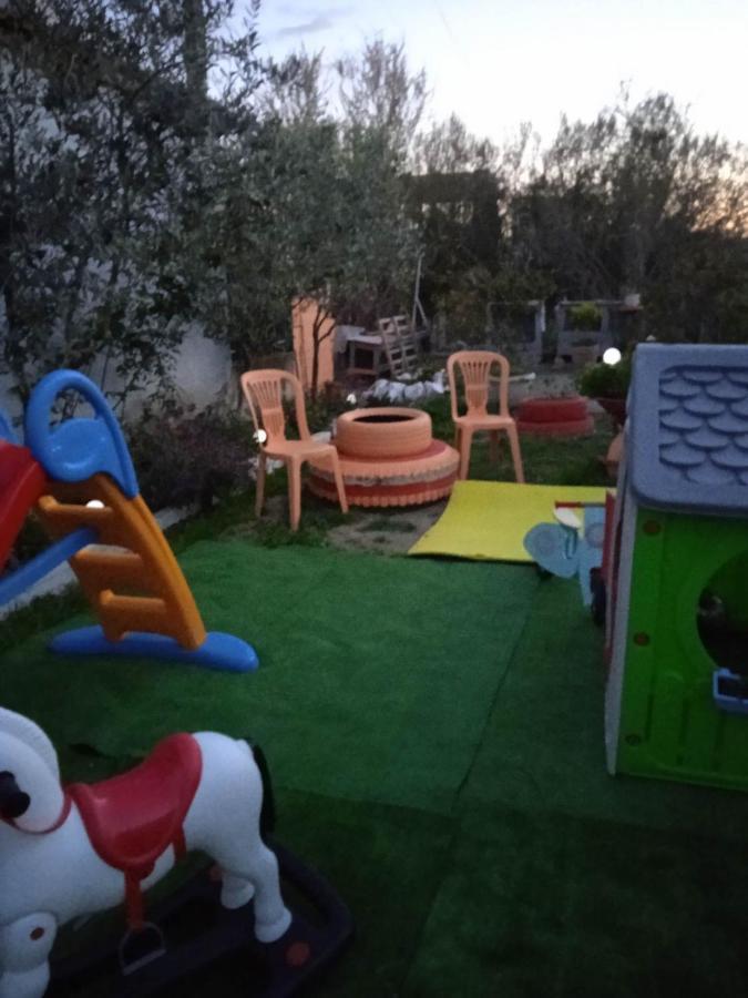 Alanthia Apartment Vlore Bagian luar foto