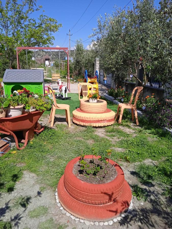 Alanthia Apartment Vlore Bagian luar foto